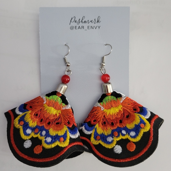 Jewelry - Gorgeous Embroidered Floral Boho Dangle Earrings